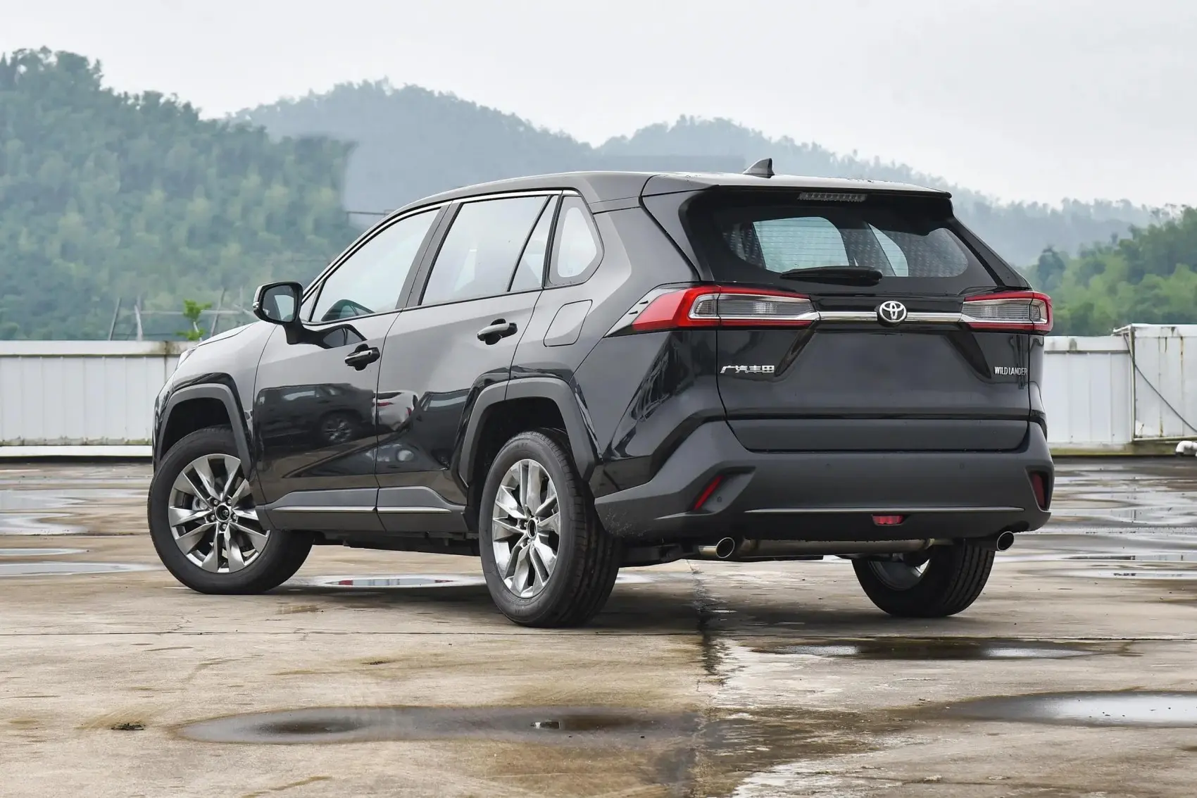 2023 2024 Toyota Wildlander 2.0L 2.5L New Cars 23 Used Vehicle Gasoline and Hybrid Car in Stock