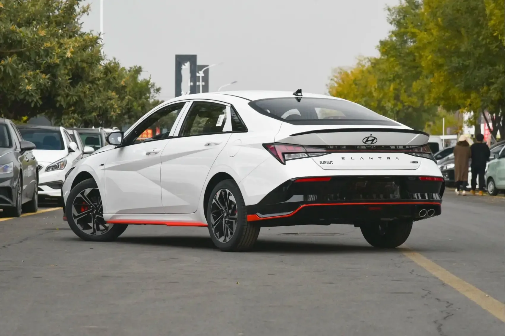 2023 Elantra 1.4L 1.5L New and Pre-owned Vehicle Compact Cars Cheap Petrol Second-Hand Cars