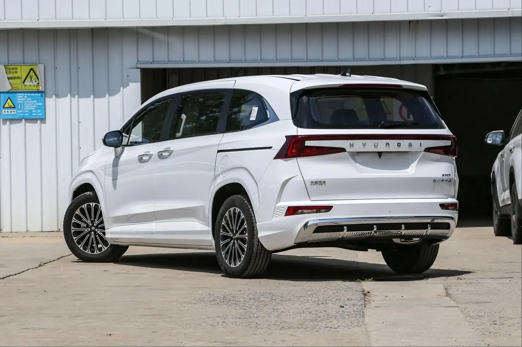 2021 2022 2024 Hyundai Custo 1.5T 2.0T 270TGDi 380TGDi New & Second Hand Cars Family MPV