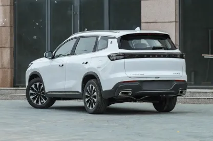 2025 Chery Tiggo 8 PLUS New Cars 290TGDI 390TGDI DCT Mid-size SUV 5-Seater Luxury Car