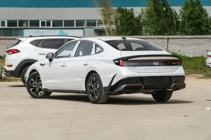 2022 2024 KIA Sonata 1.5T 2.0T New Used Cars 5-Door Sedan FWD Gasoline Cheap Pre-owned Vehicle