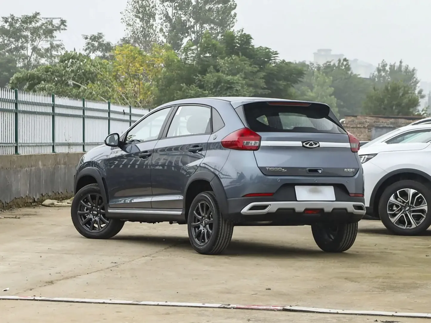 2024 New Car Chery Tiggo 3X 1.5L CVT Luxury Edition Fashion Version Automatic Car Small Suv Fuel Car