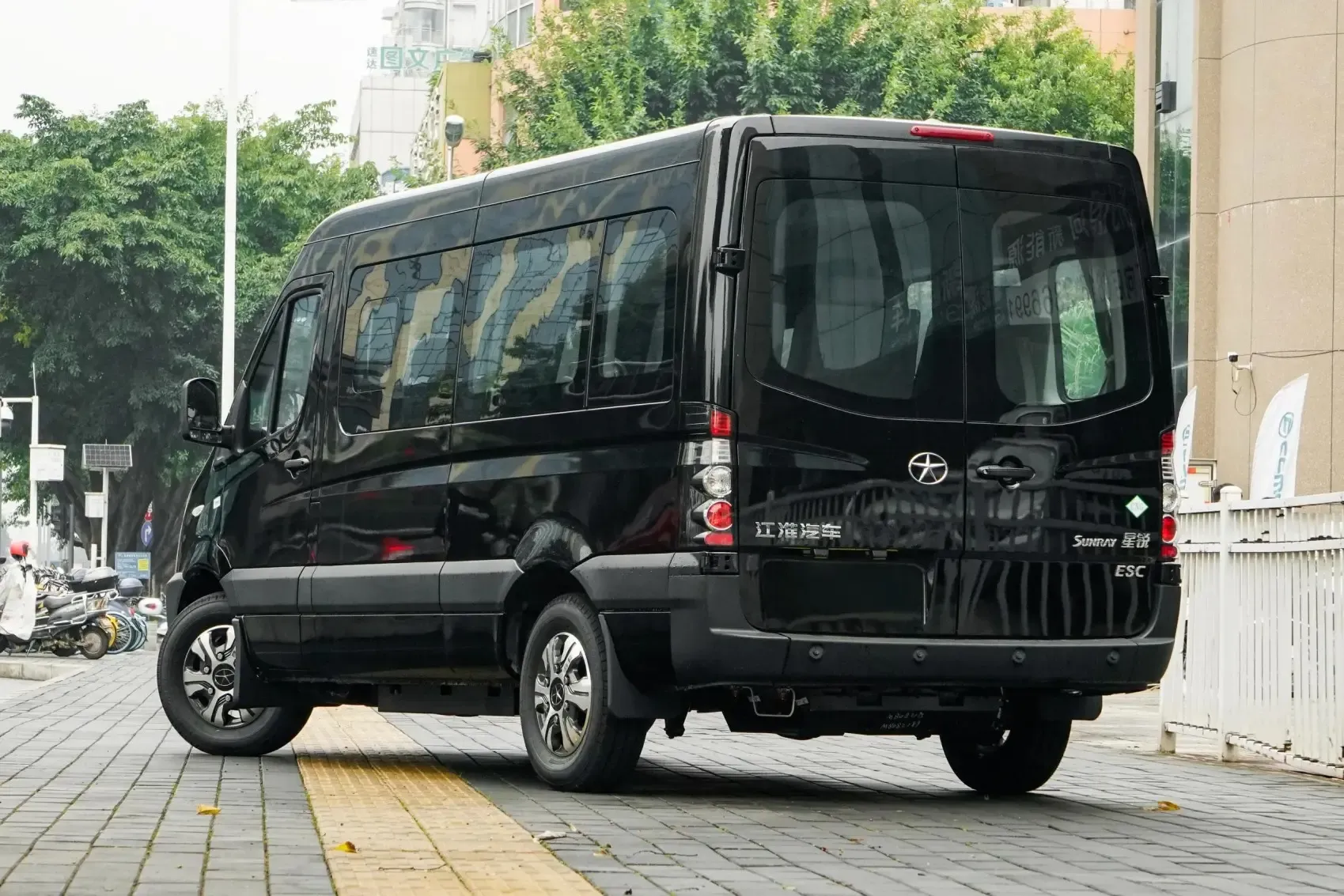 2024 2025 JAC Sunray New and Used Cars Passenger Vehicle Starshine / Starex / Starry / XINGRUI Second Hand Van