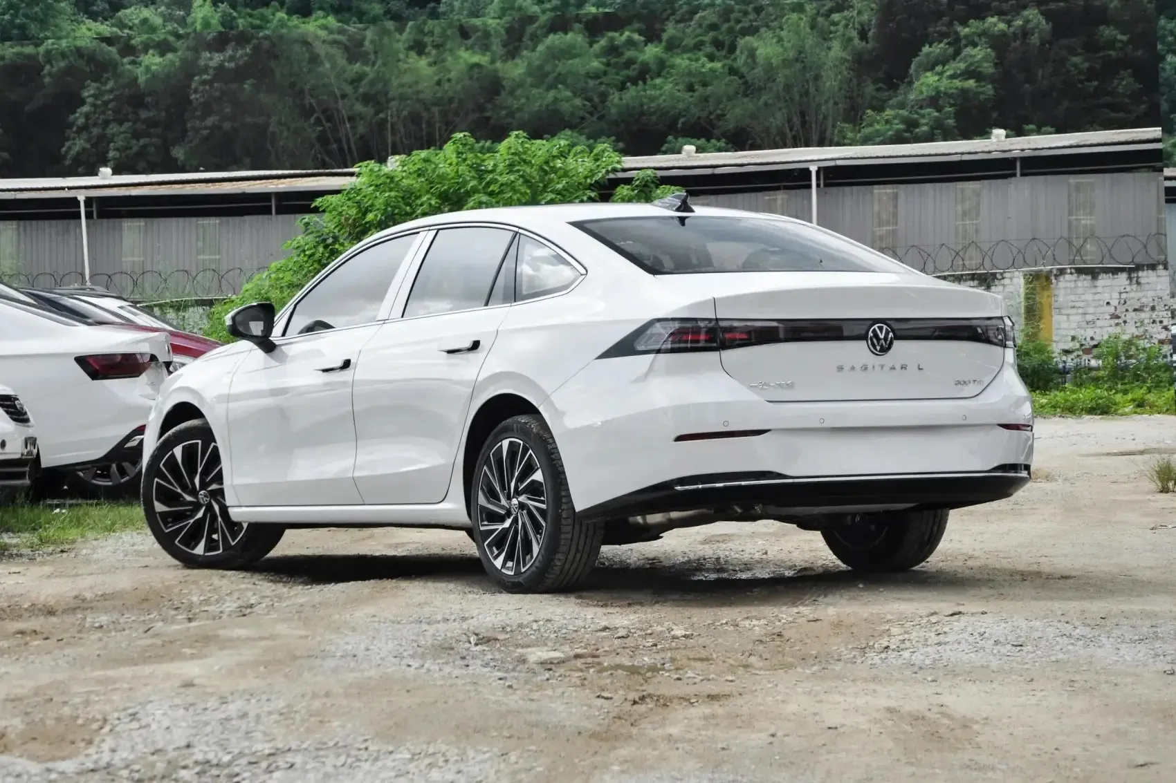 2025 2026 Volkswagen Sagitar New Cars 4-Door 5-Seats Gasoline Vehicle Petrol Car Sedan