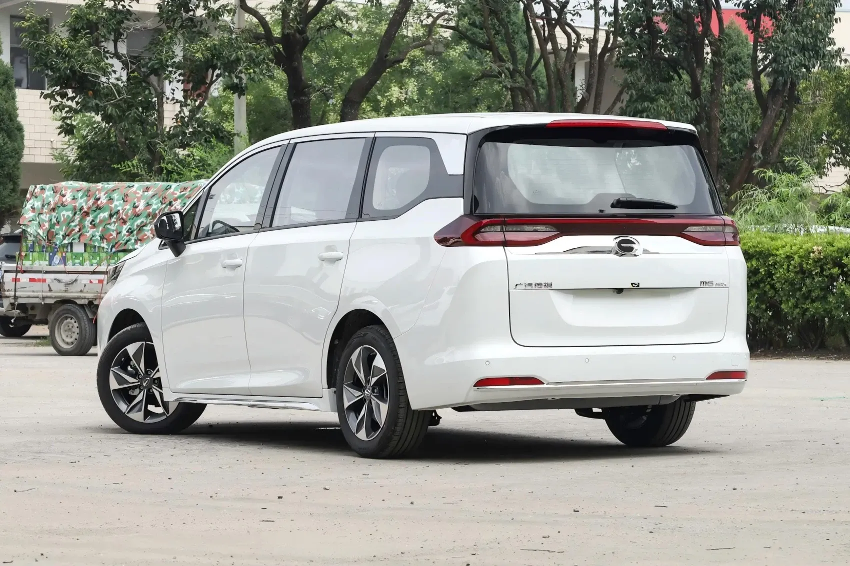 2023 2024 2025 Trumpchi M6 New and Used Cars 5-door 7-seat Compact Mpv Gasoline Car