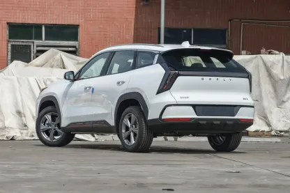 2025 Geely Boyue L New and Used Cars 1.5T 2.0T Fuel SUV 5 Seat Made in China