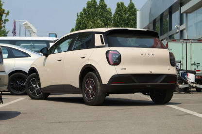 2025 2026 GAC AION UT Chinese Mini Electric Car New Energy Vehicle 5 Door 5 Seat Hatchback