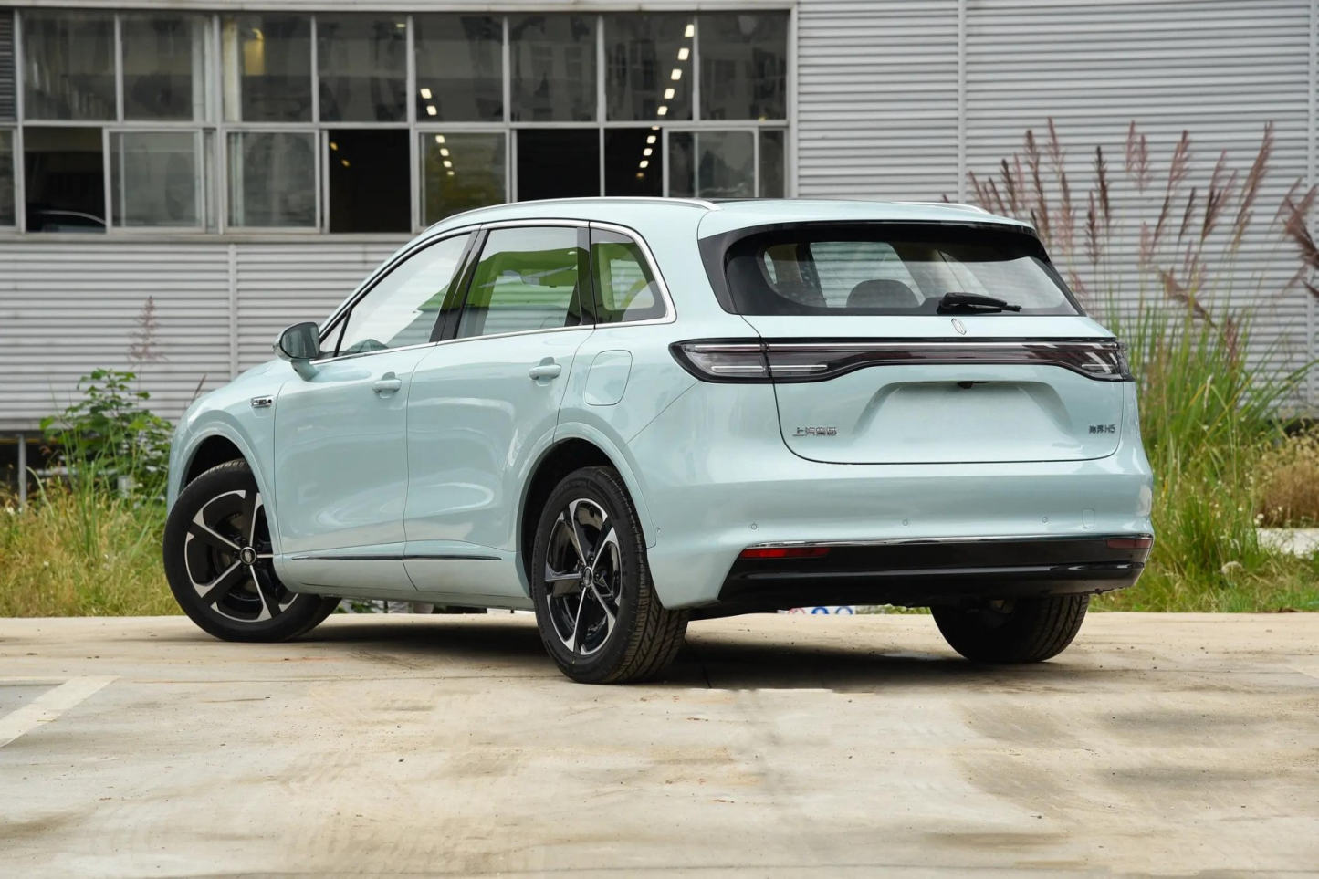 2025 AITO H5 EREV BEV New Cars Long Range New Energy Vehicle Luxury SUV