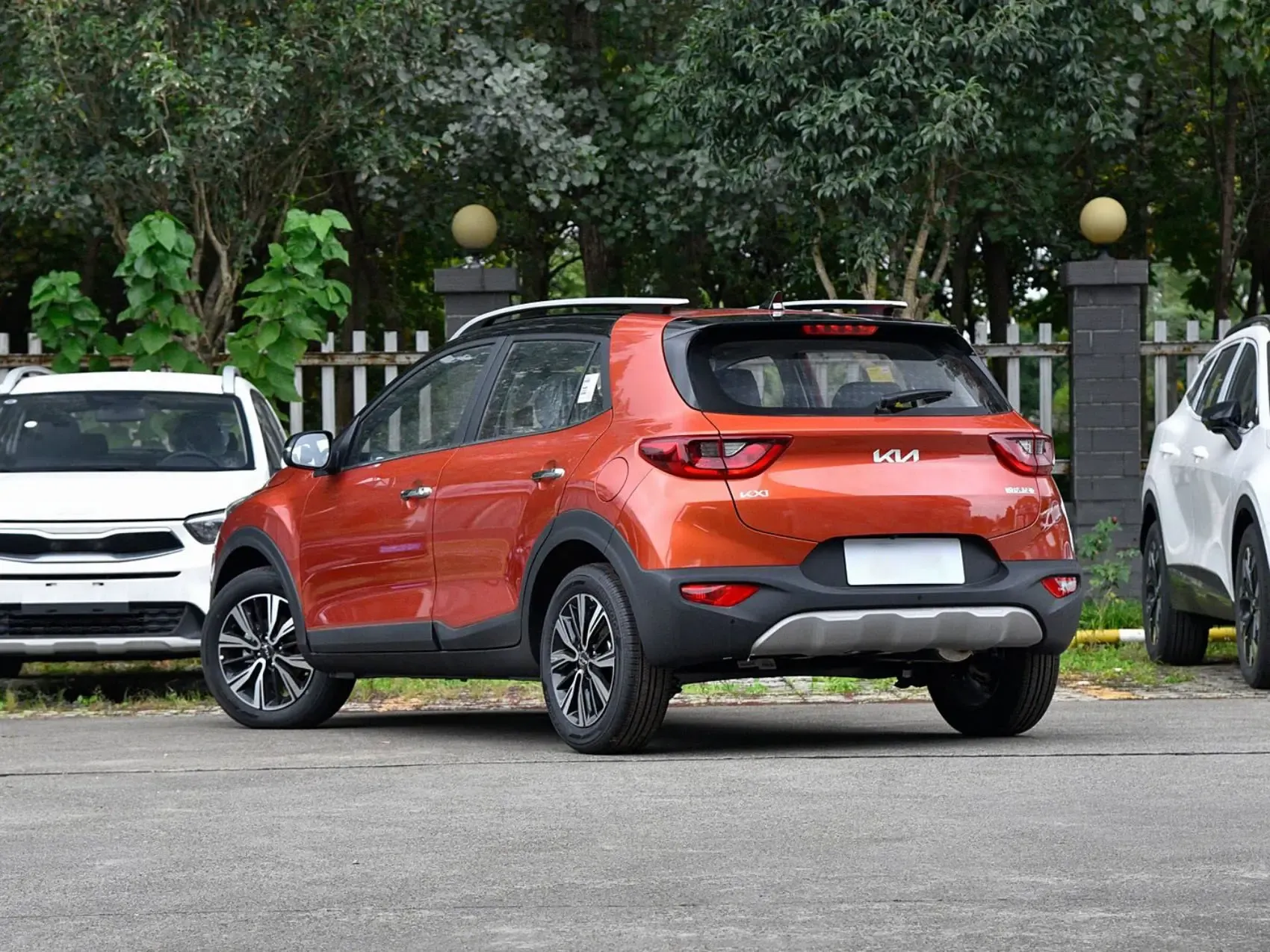 2021 Kia Stonic 1.4L New Car KX1 Used Gasoline Car CVT Electric Sunroof SUV Buy Cheap Car Online