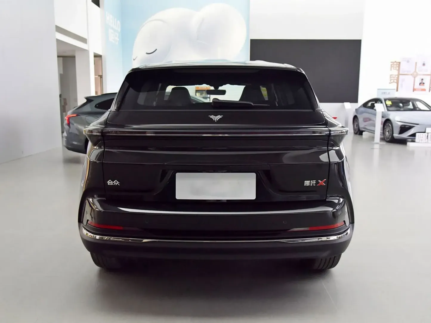 2025 Nezha X 500 Used Electric Car 5-door 5-seat SUV 360-degree Panoramic View Ev Car