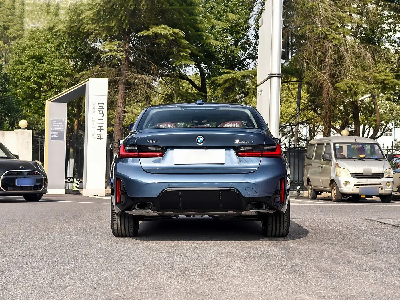 Used Car 2015 Bmw 3 Series Sedan Fuel Efficient Used Car Made in China Sedan Car Euro Vi Emission Sedan