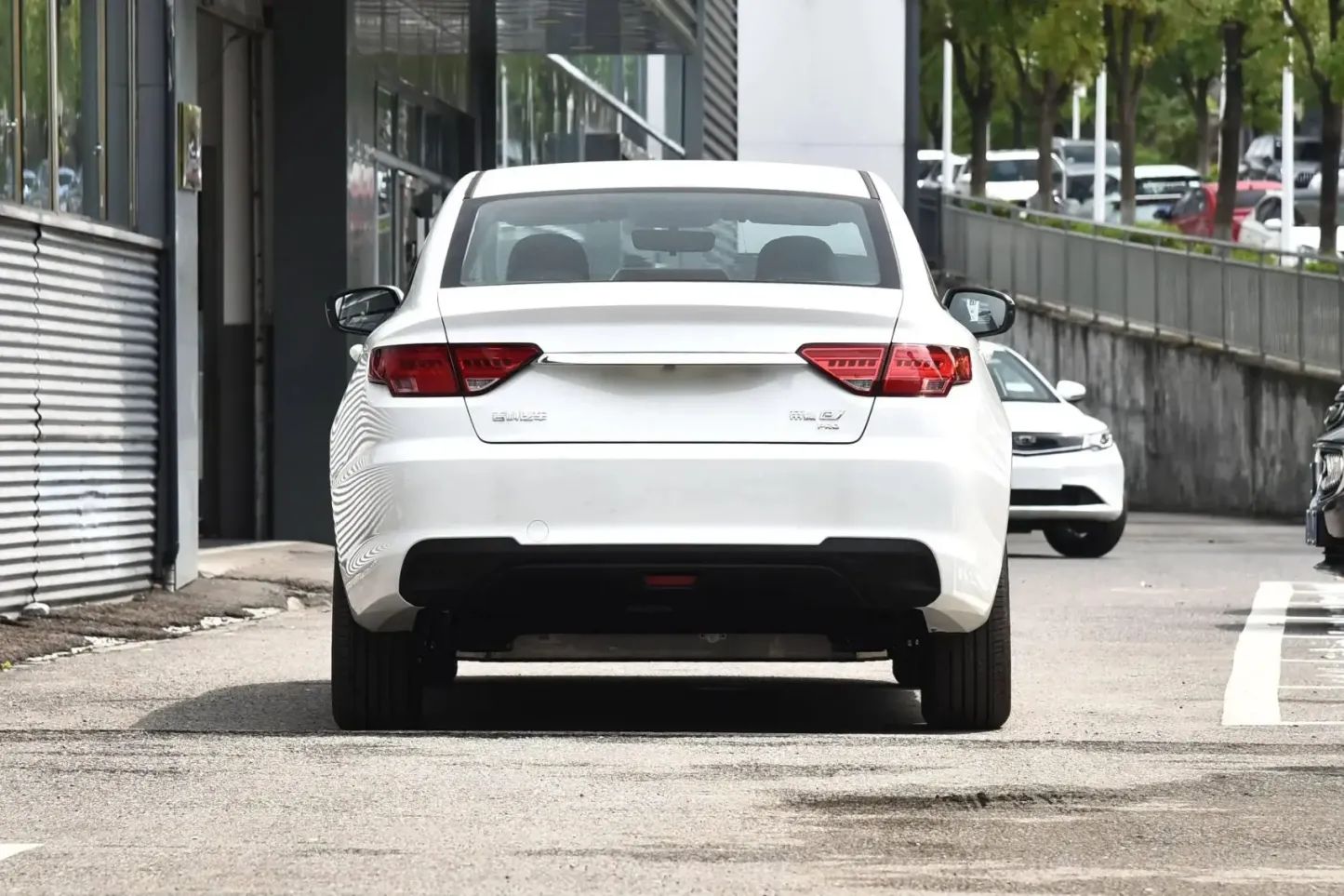 2019 2021 2022 Emgrand EV Used Cars Second Hand Electric Vehicles Affordable Preowned Autos