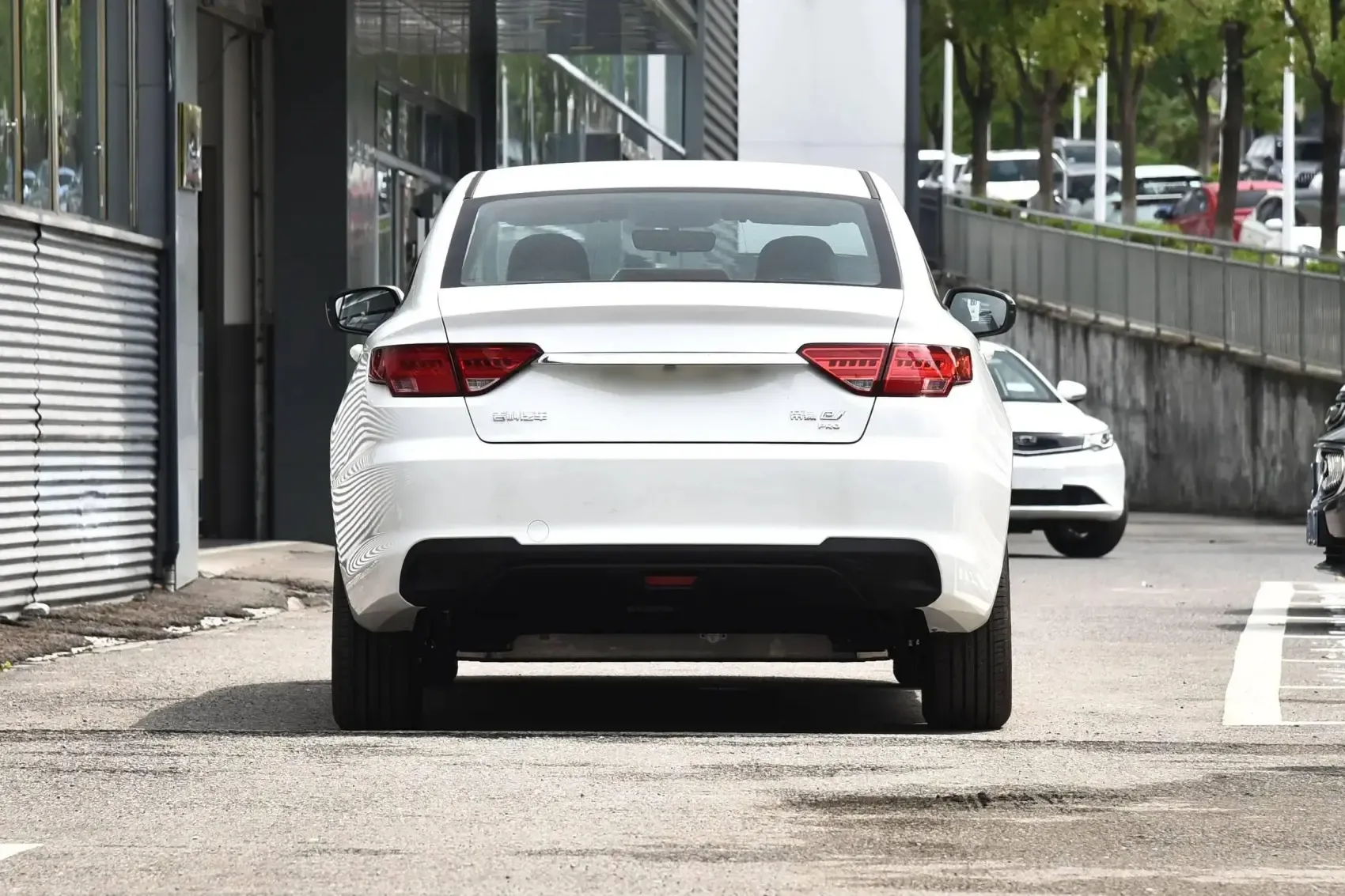 2019 2021 2022 Emgrand EV Used Cars Second Hand Electric Vehicles Affordable Preowned Autos