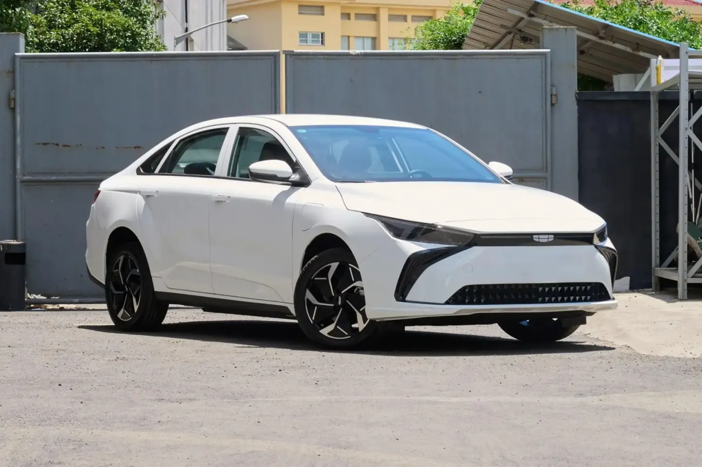 2024 Geely Geometry G6 410 500 KM New and Used Cars Best Cheap Second Hand Luxury Cars