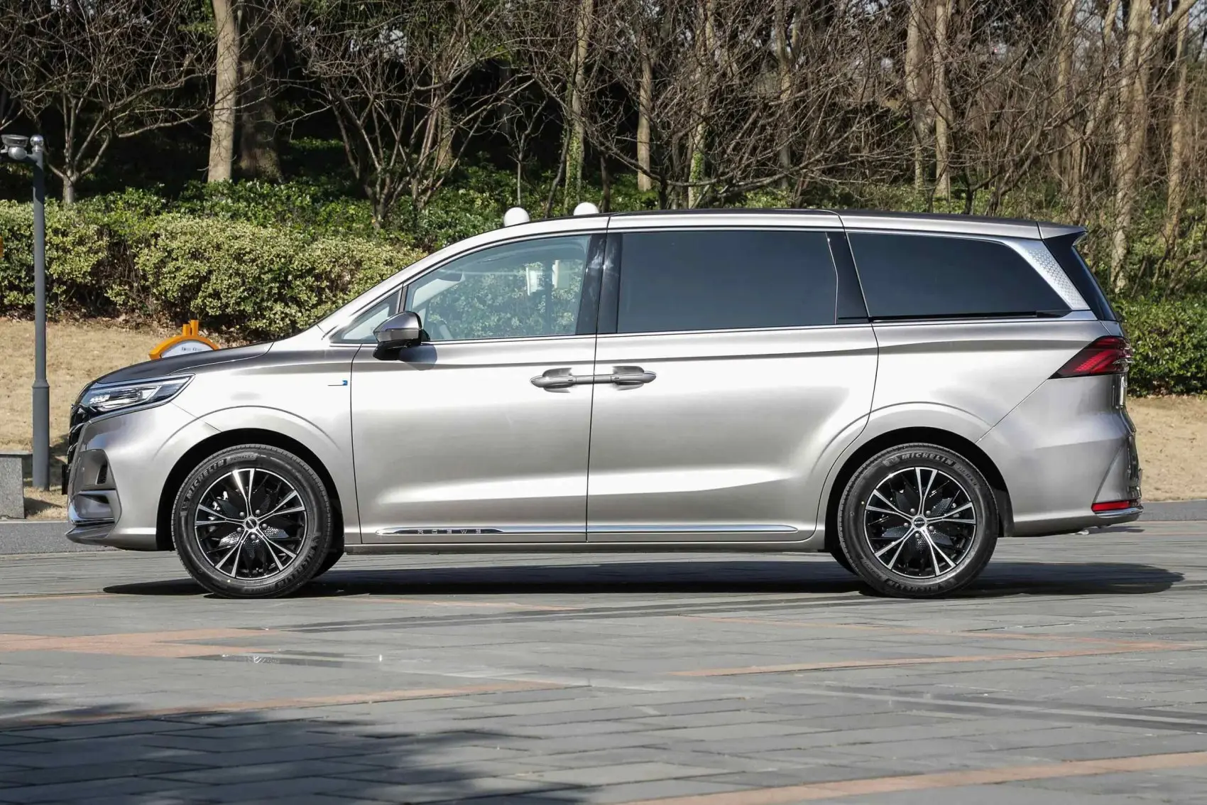 2023 2026 Roewe IMAX8 400TGI New & Used Cars for Sale Second Hand Vehicles Cheap