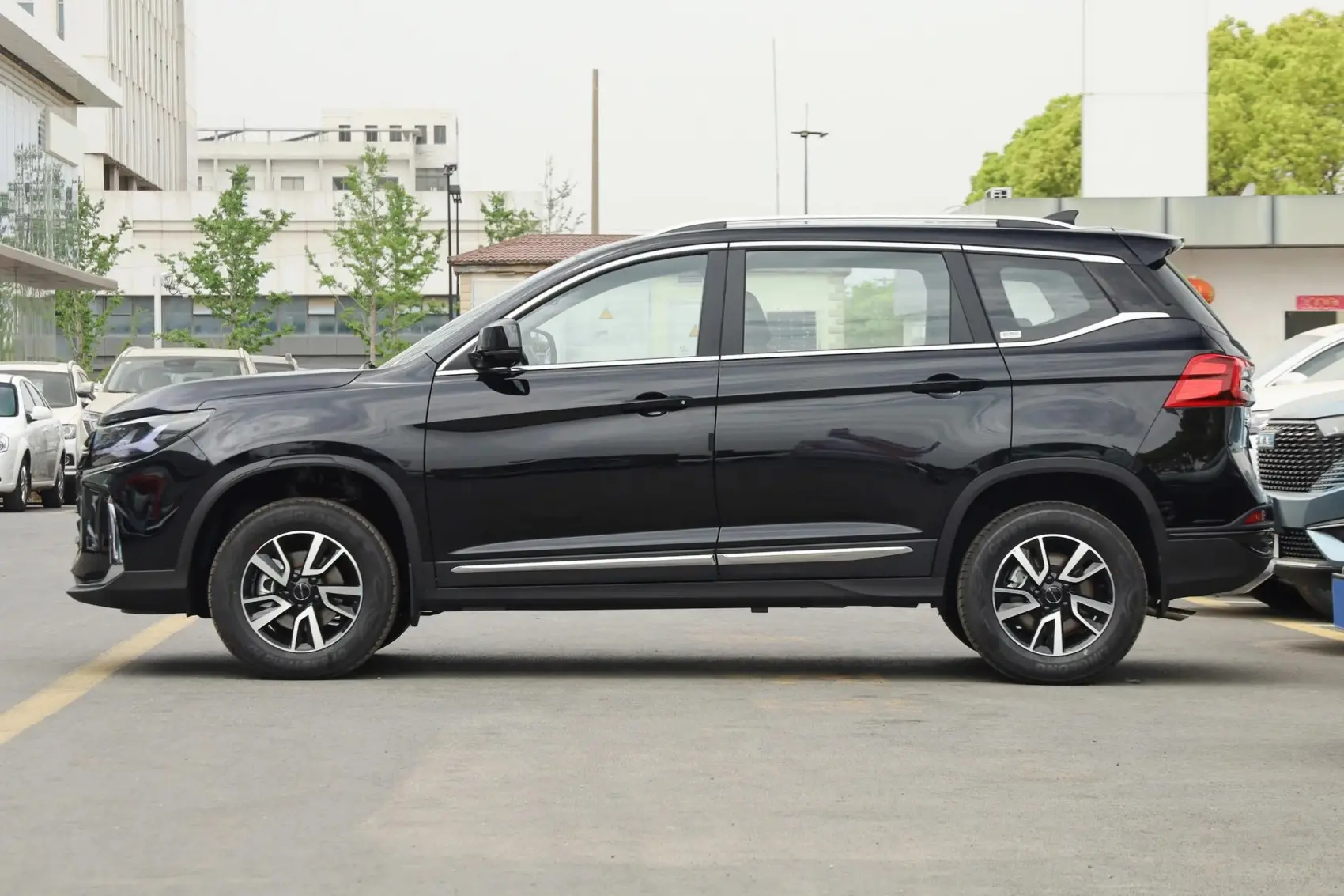 2023 2024 Dongfeng Fengxing T5 New and Used Cars Cheap Petrol Car Compact SUV in Stock