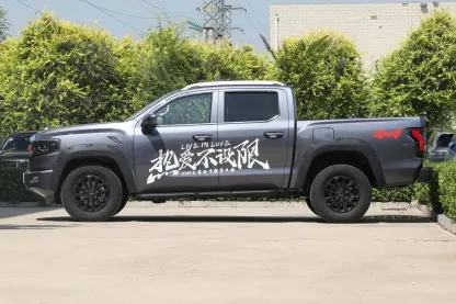 2023 2024 2025 Foton Mars 9 New Cars 2.0T Diesel/Gasoline Automatic Two-Wheel Four-Wheel Drive