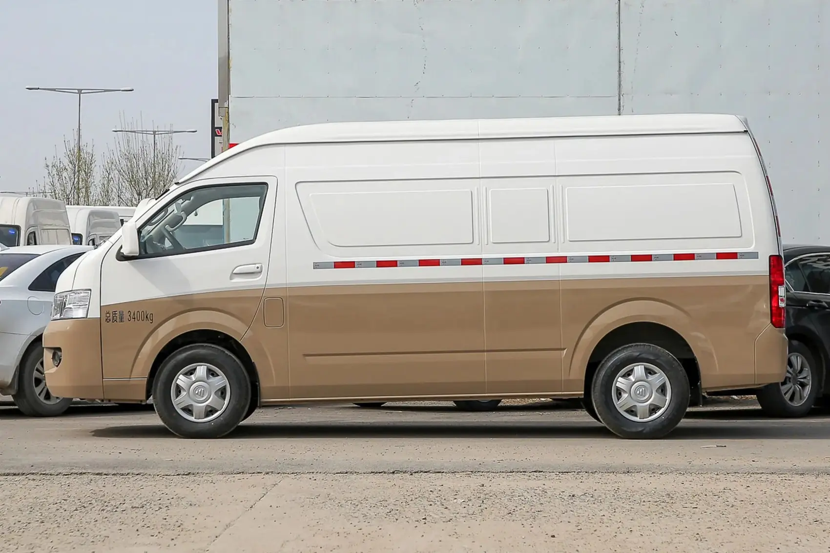 2023 2024 Foton View G9 New Car Commercial Transport Long Wheelbase High Roof 2/6 Seats Van Mini Trucks