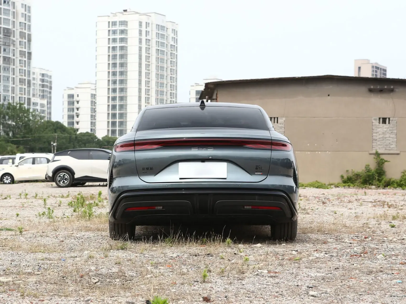 2025 BYD Han L DM-i 1.5T Range EV Vehicle New Energy Vehicle  High Performance Plug-in Hybrid Electric Vehicle