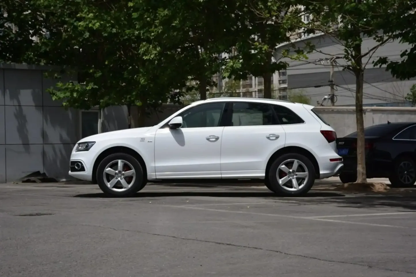 2016 2017 2018 Audi Q5 40 TFSI Pre-owned Vehicle Luxury Cars in China 2.0T SUV 5-Door 5-Seater