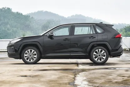 2023 2024 Toyota Wildlander 2.0L 2.5L New Cars 23 Used Vehicle Gasoline and Hybrid Car in Stock