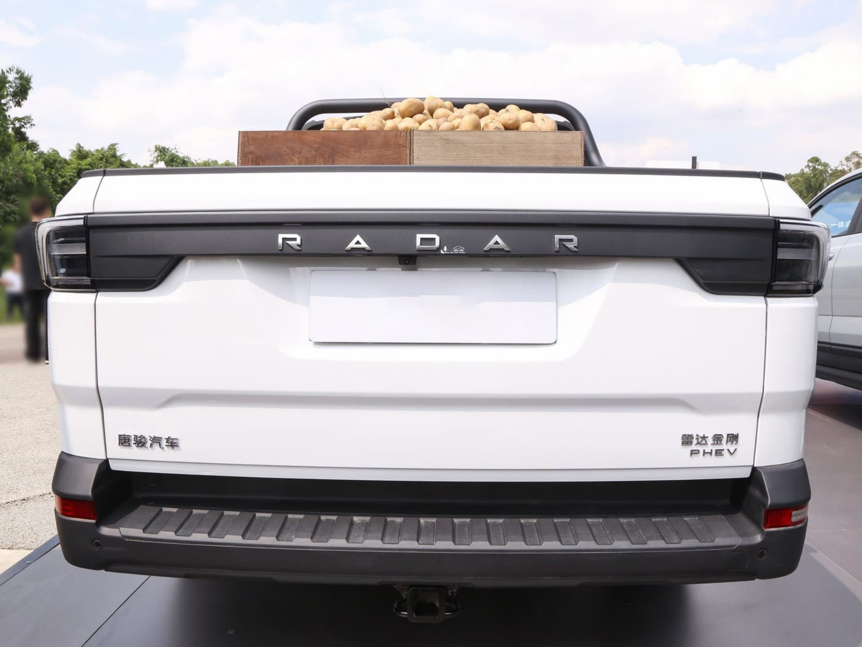 2025 New Car Geely Radar Jingang New Energy Electric Vehicle Pure Electric Plug-in Hybrid 605km