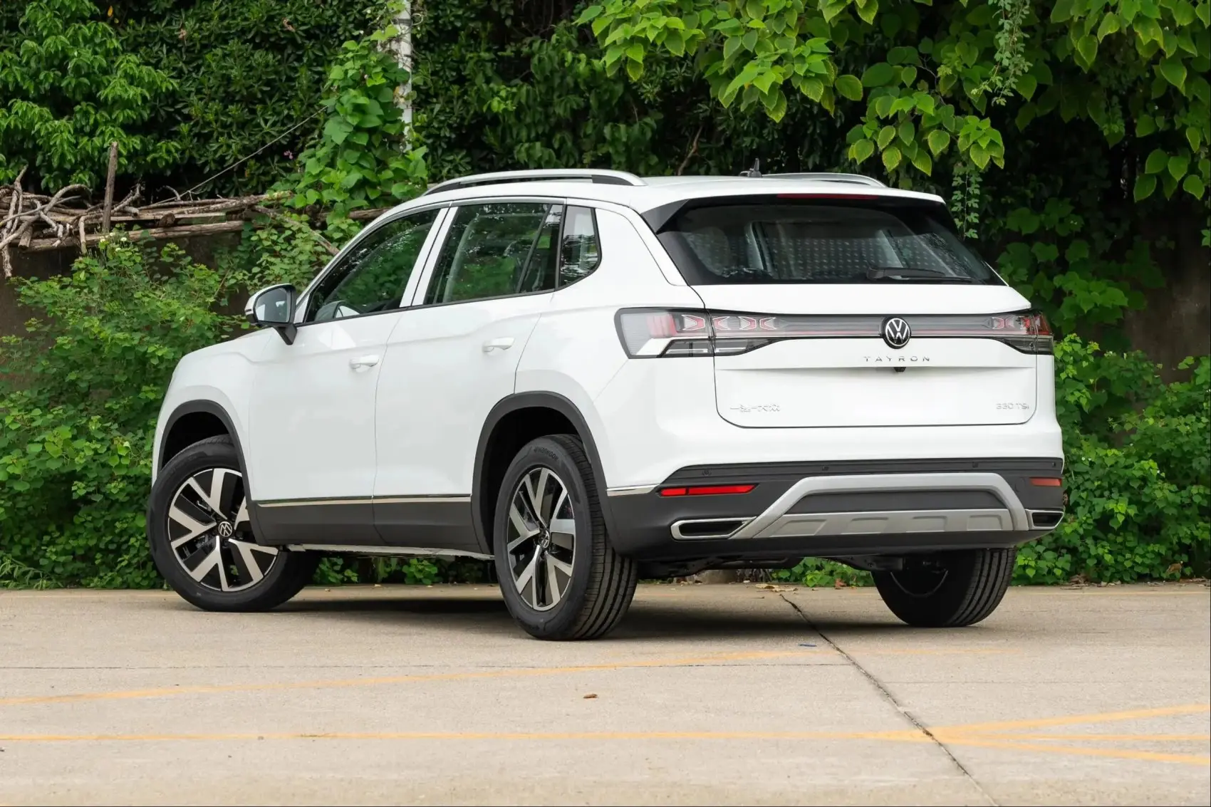 2025 2026 Volkswagen Tayron New Cars Performance Sports SUV 300TSI/330TSI/380TSI Gasoline Vehicle