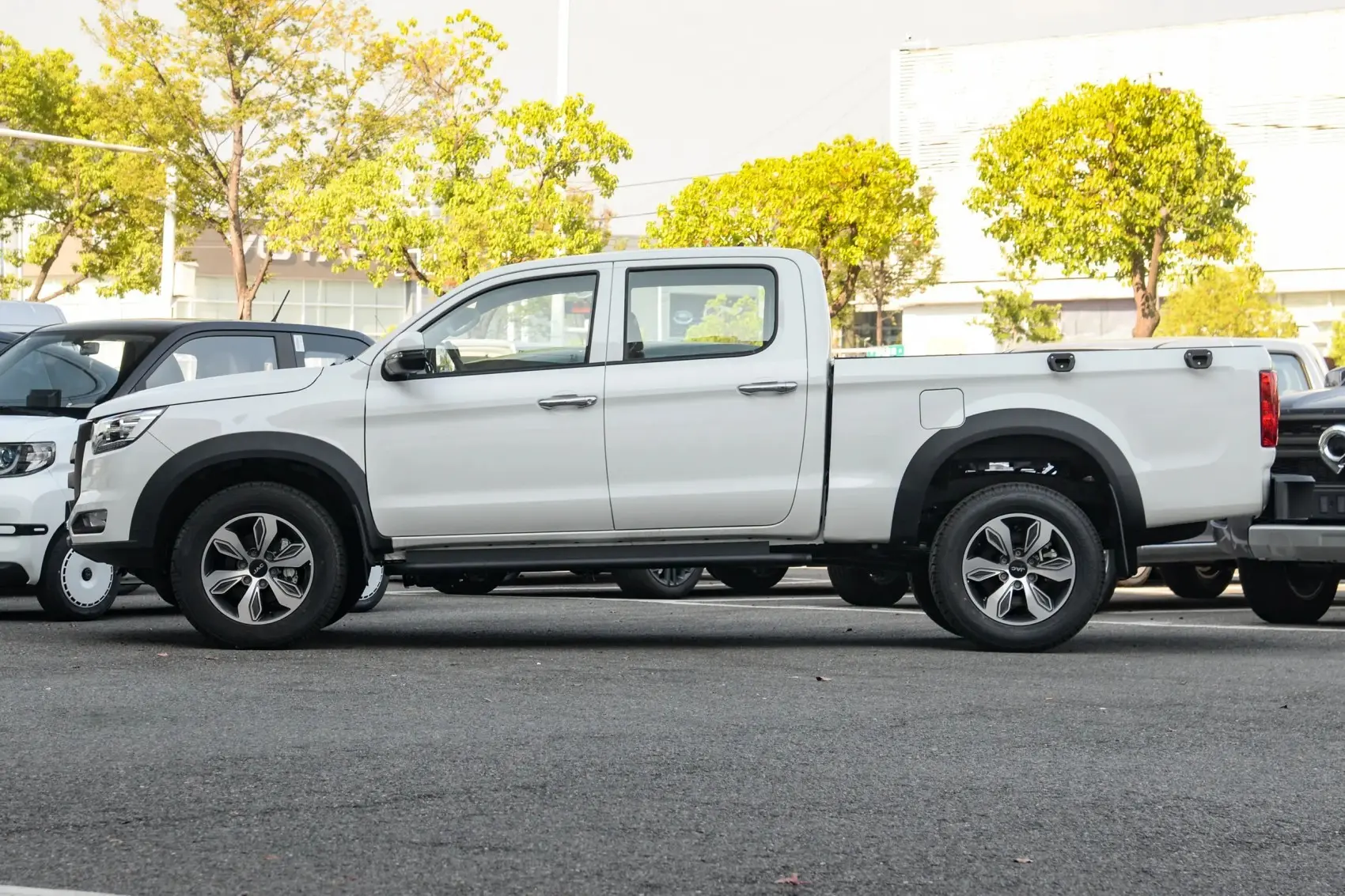 2026 JAC T8 4x4 4x2 Diesel Gasoline Pickup Truck New Vehicles Cheap Chinese Cars