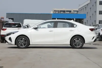 2023 2024 Kia K3 1.4T 1.5L New Cars Second-hand Fuel Car 4-Door 5-Seater Sedan in Stock