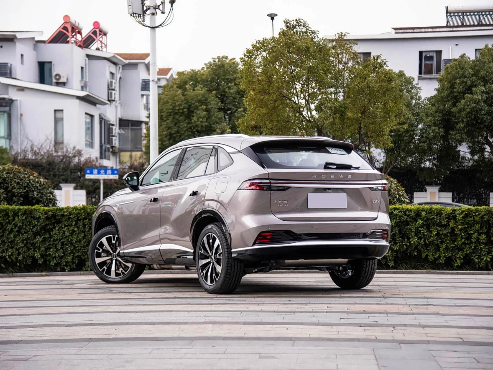 2024 Roewe D5X DMH New and Used Cars New Energy Vehicle Electric Sedan 135KM