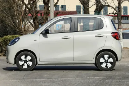 2022 2024 2025 Wuling Hongguang MINIEV Cars Pure Electric 120-301km New Pre-owned Vehicle