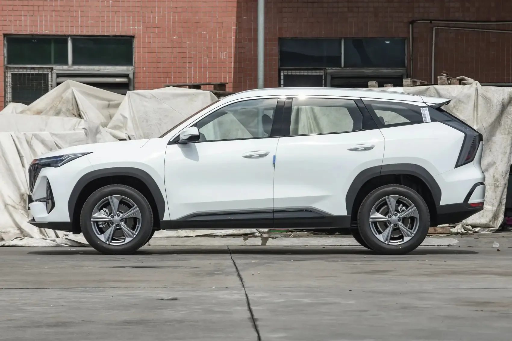 2025 Geely Boyue L New and Used Cars 1.5T 2.0T Fuel SUV 5 Seat Made in China