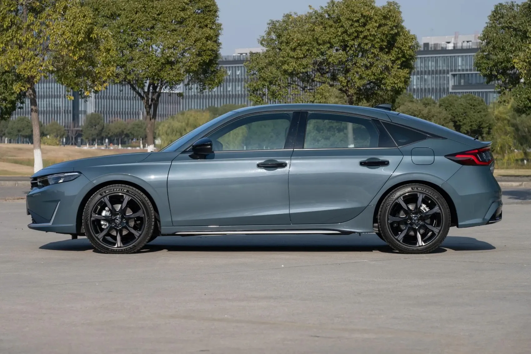 2025 Honda Integra 4/5-door 5-seater New Cars Gasoline/Gasoline-electric Hybrid Compact Vehicle