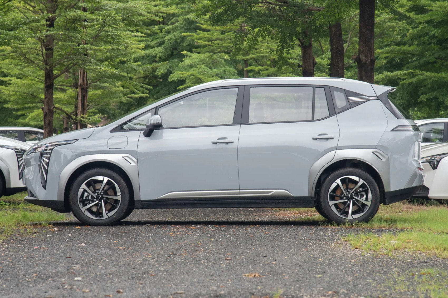 2024 2025 AION Y New and Used Cars Pure Electric 430-610km New Energy Vehicles