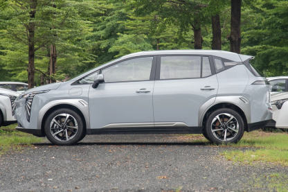 2024 2025 AION Y New and Used Cars Pure Electric 430-610km New Energy Vehicles