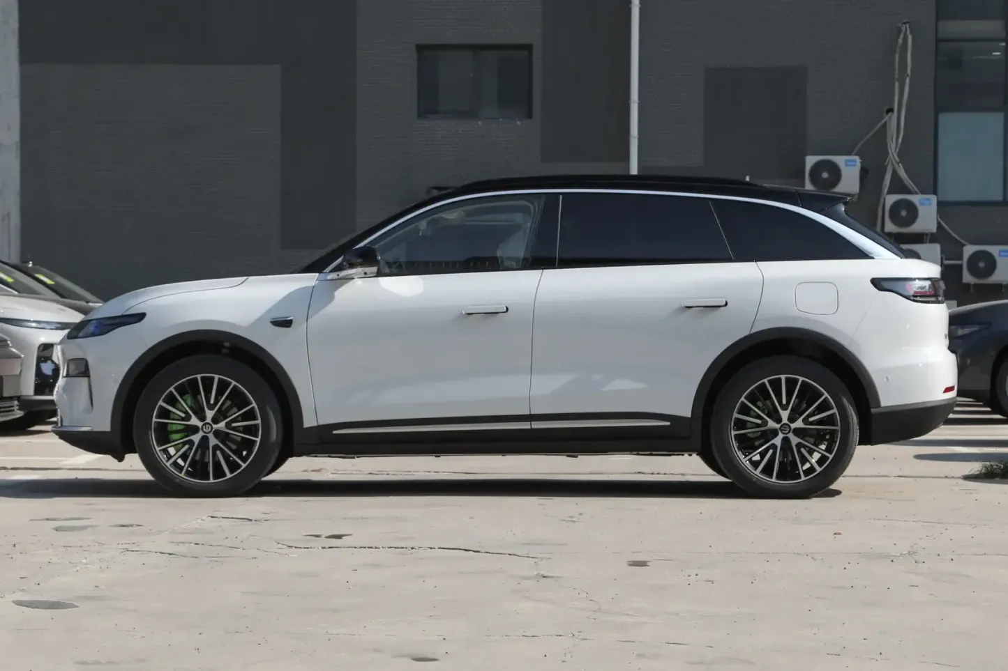 Leapmotor C11 2026 2027 Model Mid-size SUV Hybrid Passenger Car Pure Electric Vehicle