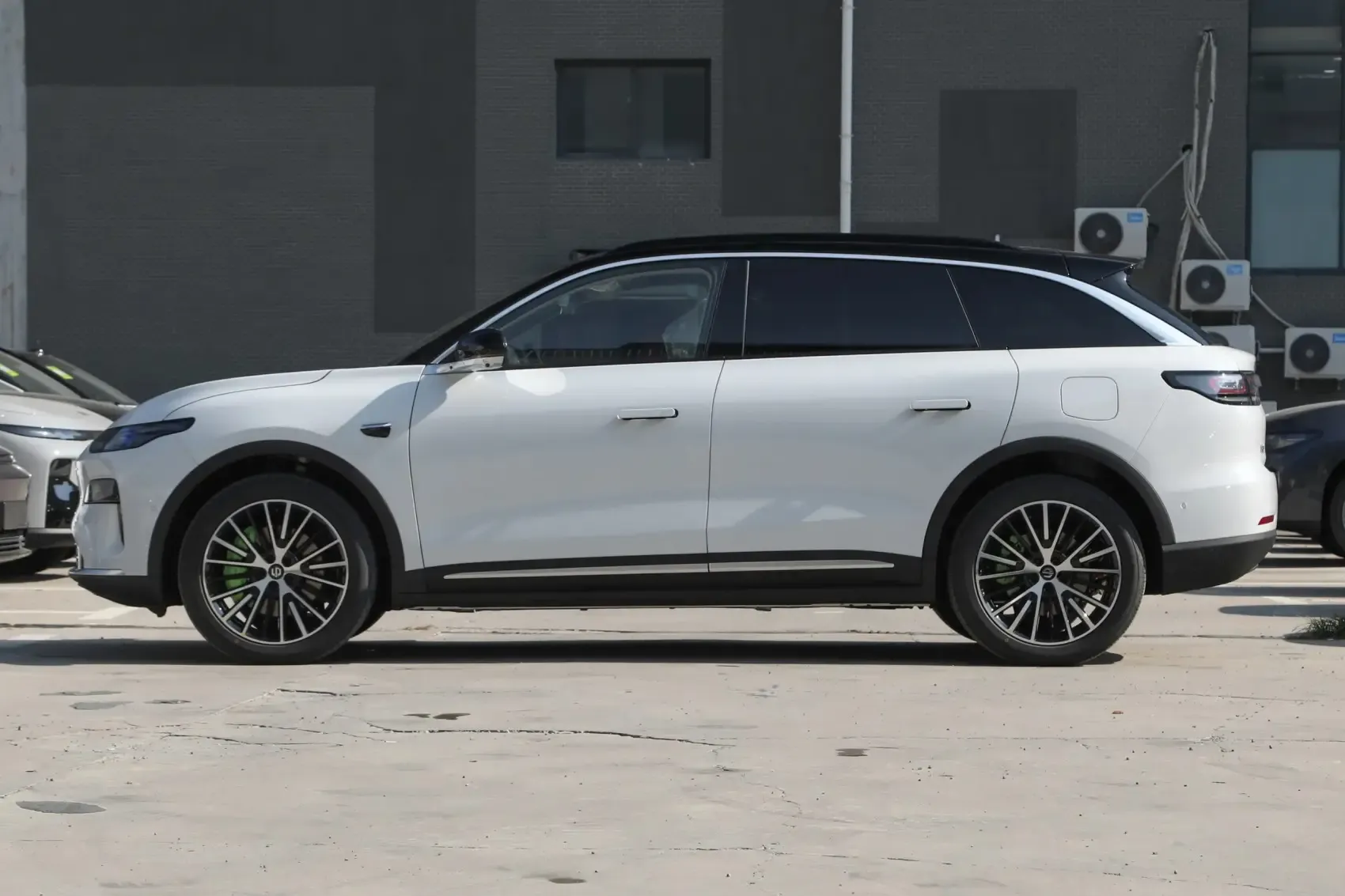 Leapmotor C11 2026 2027 Model Mid-size SUV Hybrid Passenger Car Pure Electric Vehicle