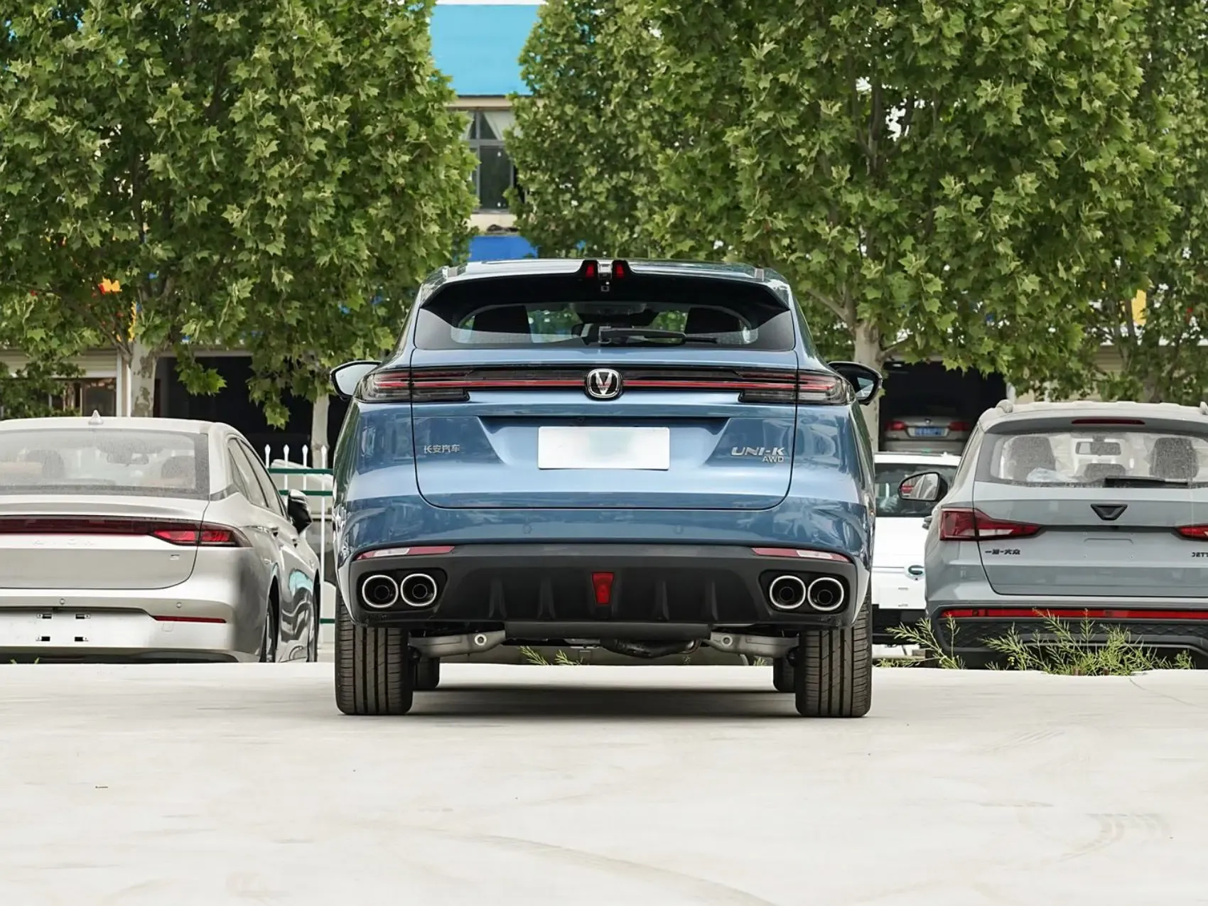 UAE Hot Sale New Cars China Changan UNI-K 2.0T GDl 4WD High Speed SUV Gasoline Car Changan Uni k 2023