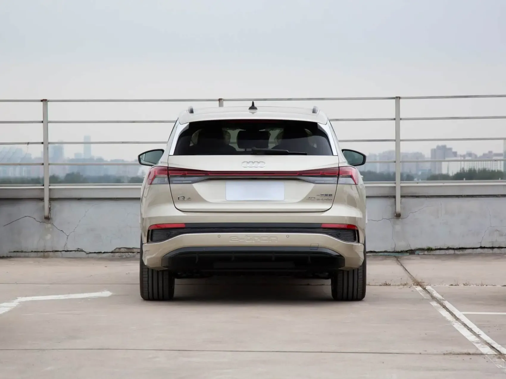 2024 Audi Q4 E-tron New Cars Electric Car Suv Used Cars Long Battery Powered High Speed Ev Vehicle