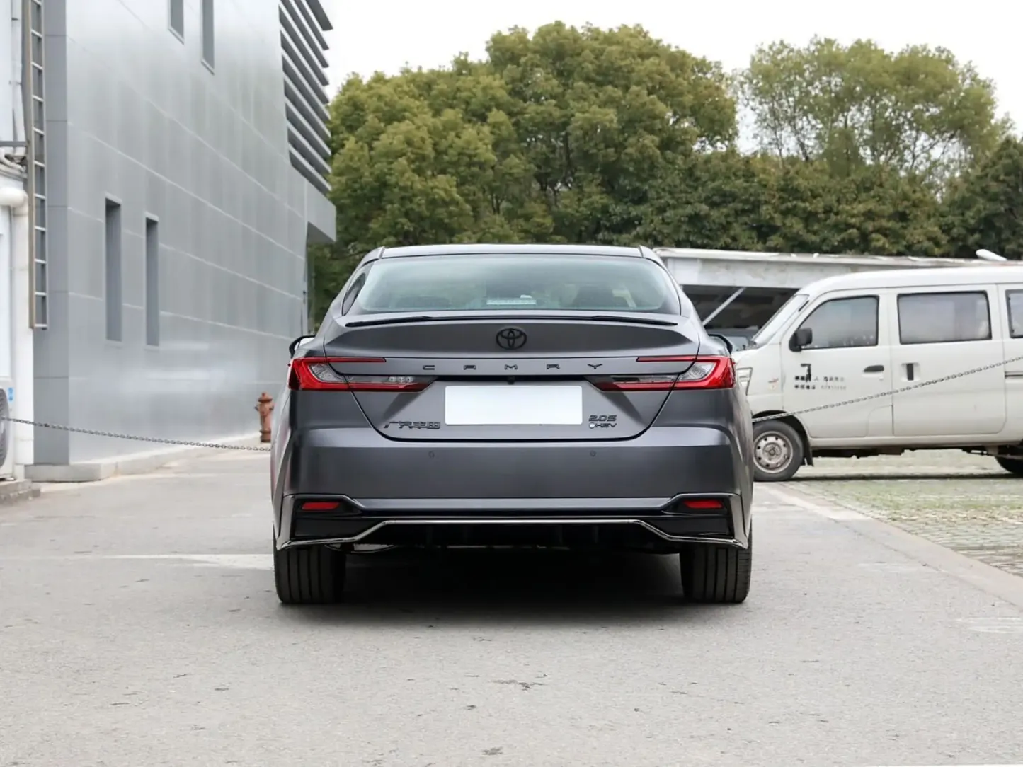 2024 2025 Toyota Camry Hybrid 2.0L 2.5L E-CVT  New Energy New Cars EV Used Vehicles