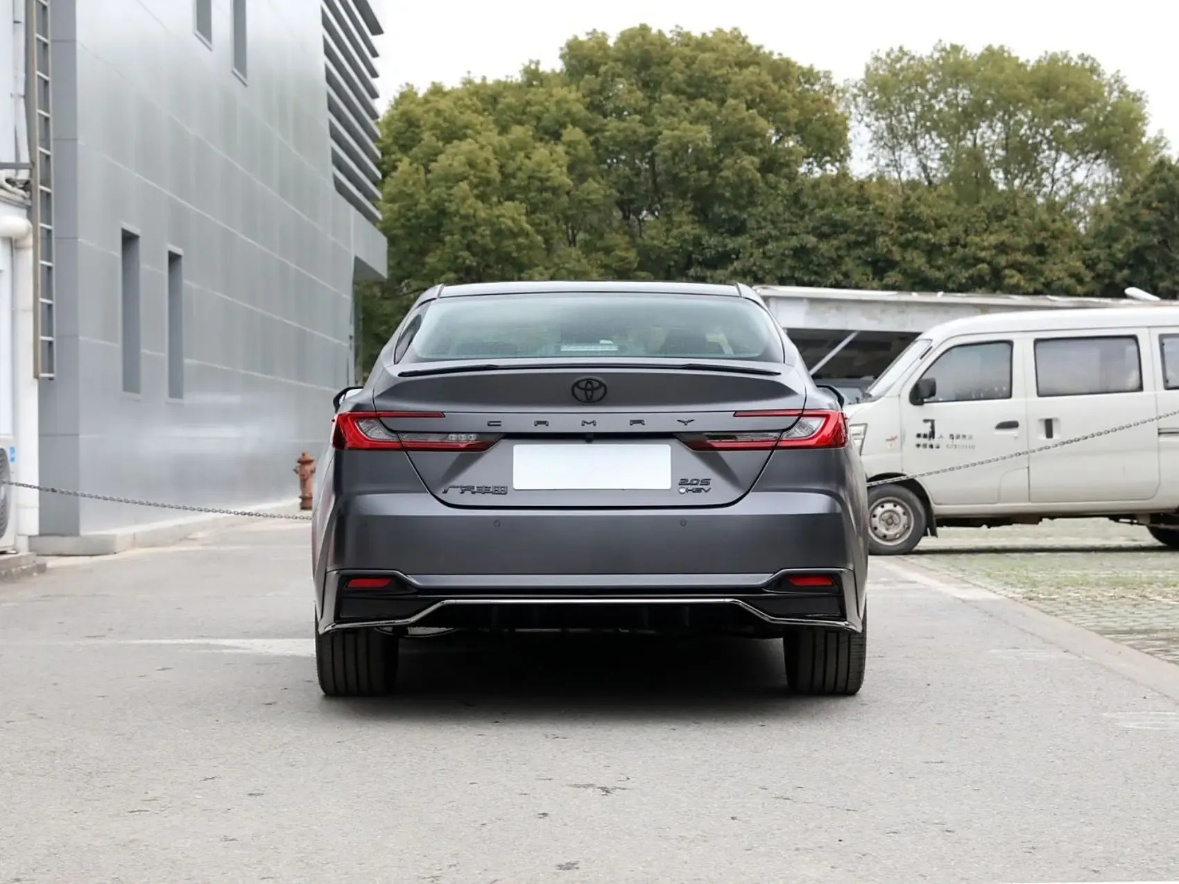 2024 2025 Toyota Camry Hybrid 2.0L 2.5L E-CVT  New Energy New Cars EV Used Vehicles