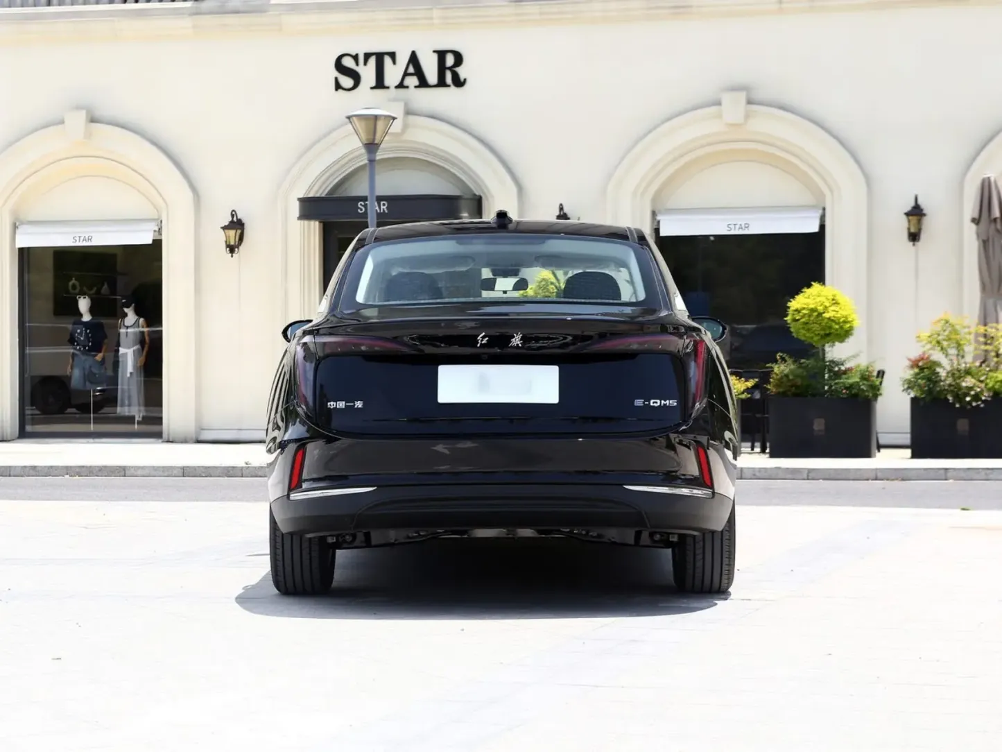 2025 Hongqi E-QM5 New Car New Energy Pure Electric Vehicles Sedan Automotives