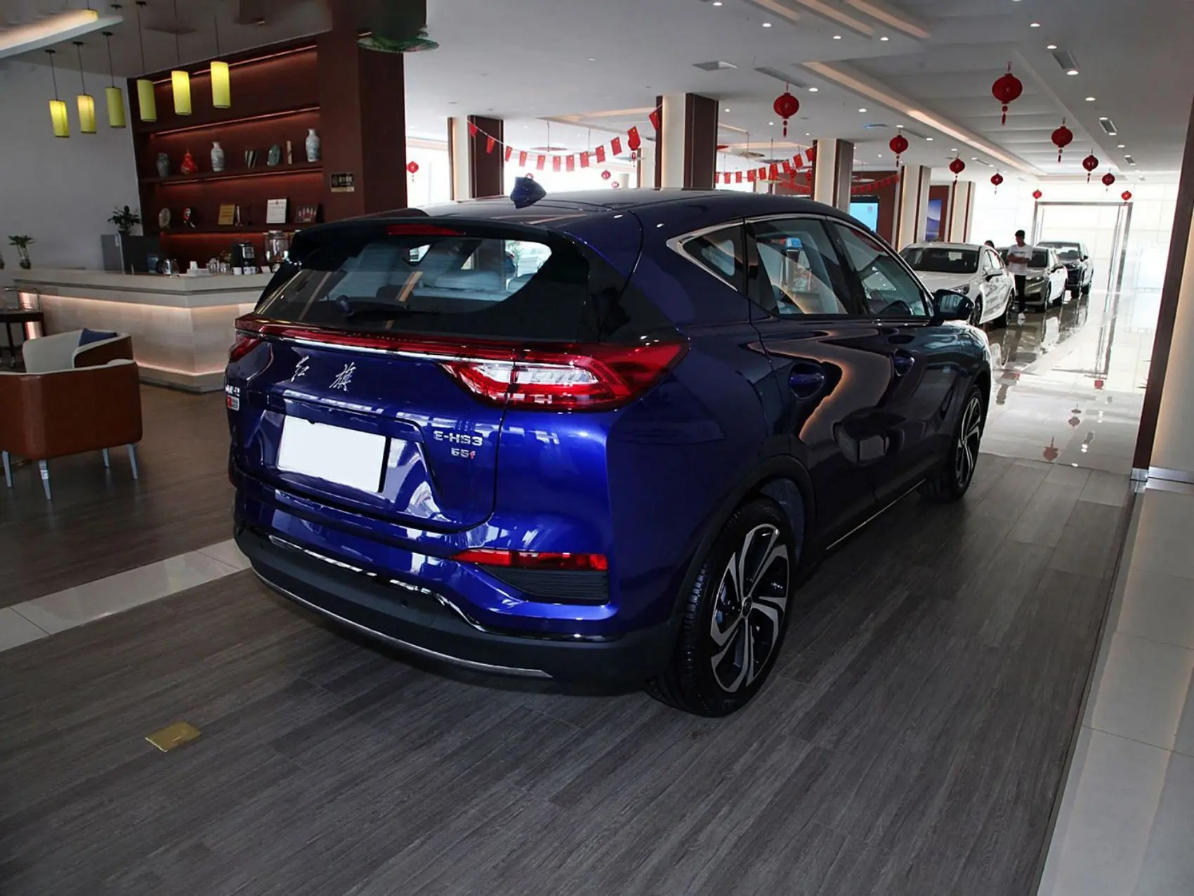 2019 Hongqi E-HS3 Pure Electric Car New Used SUV Car 360-degree Panoramic View Automobile