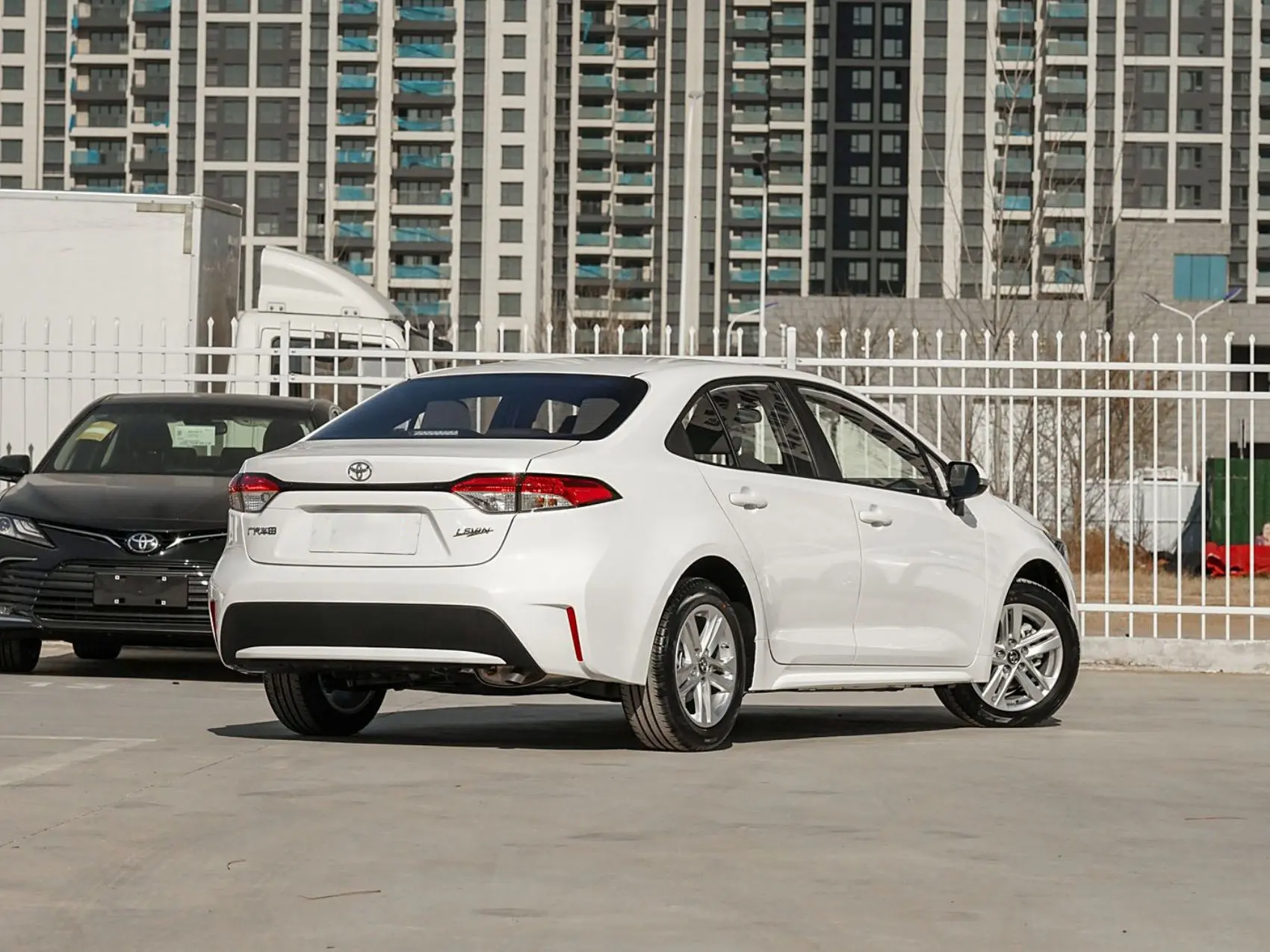 2022 Toyota Levin Used Car Petrol Gasoline-electric Hybrid Vehicle New Energy Ev Car