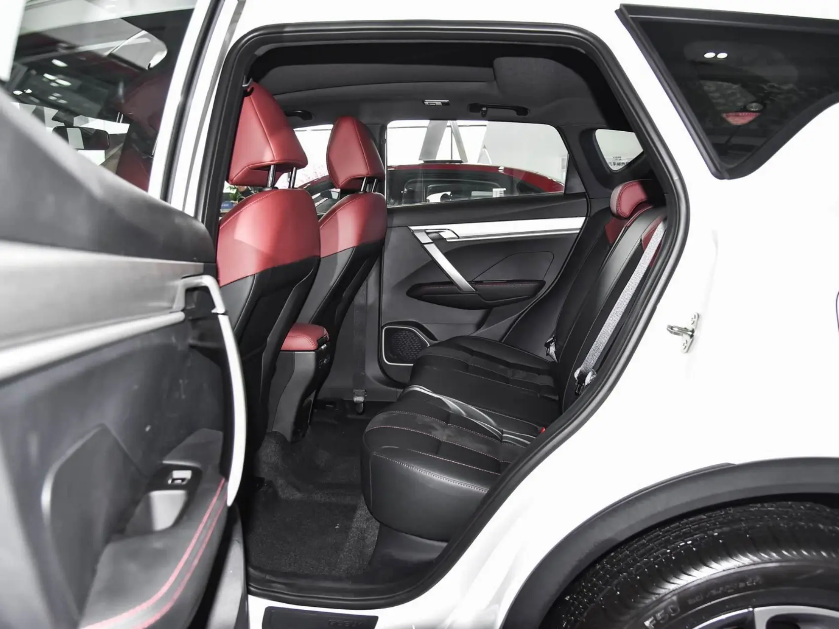 Geely COOLRAY 1.5T DCT China Compact SUV BinYue Geely New Cars Coolray