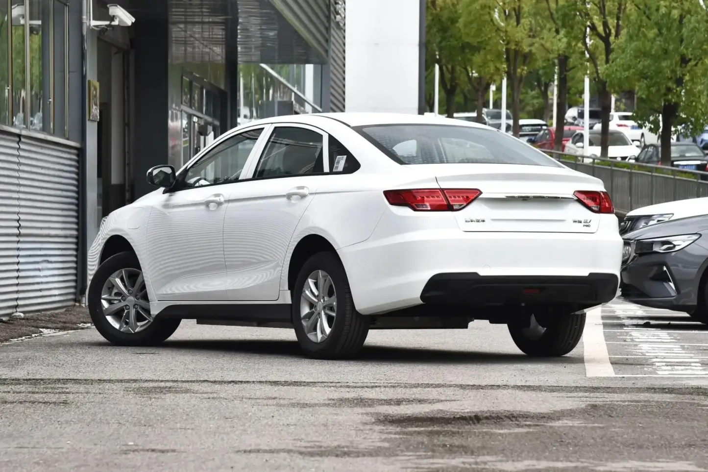 2019 2021 2022 Emgrand EV Used Cars Second Hand Electric Vehicles Affordable Preowned Autos