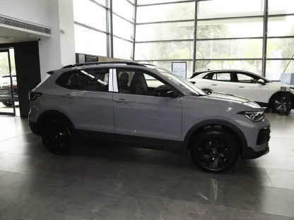 2025 New Cars Tharu 300TSI Sharp Edition 5-Door 5-Seater SUV with 7-Speed Dry Dual Clutch Vehicle