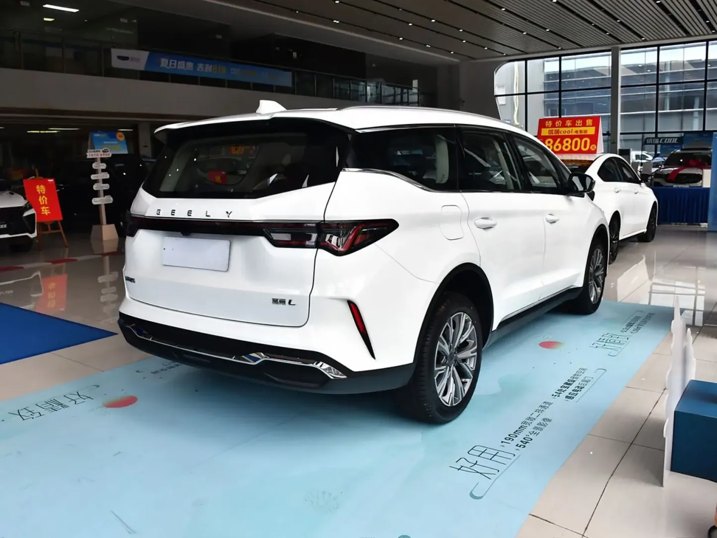 2025 New Cars Geely Jiaji L 1.5TD DCT Gasoline Vehicle MPV Cruise control Automatic air-conditioning