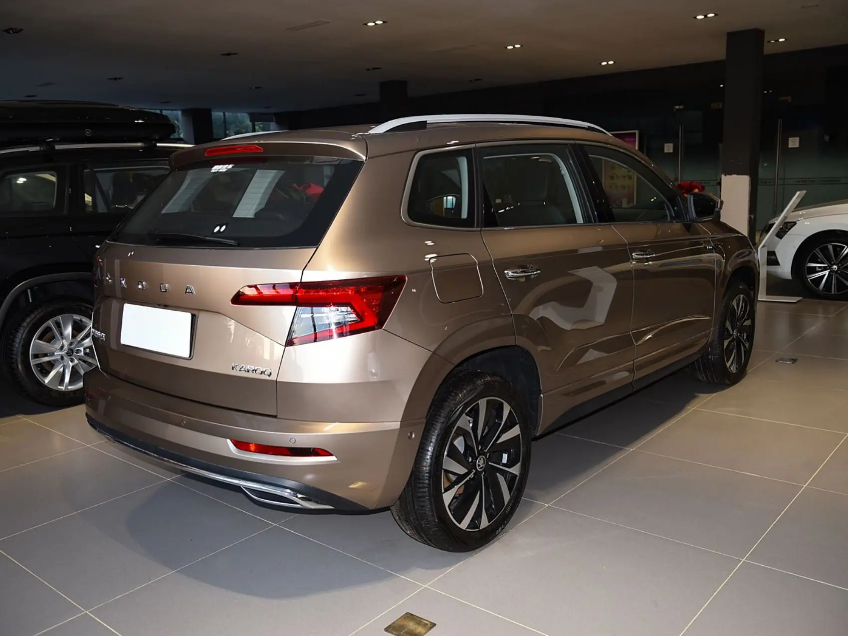 2025 Skoda Karoq 1.4T 150hp L4 New Cars Gasoline Vehicle Automobile 5-door 5-seat SUV