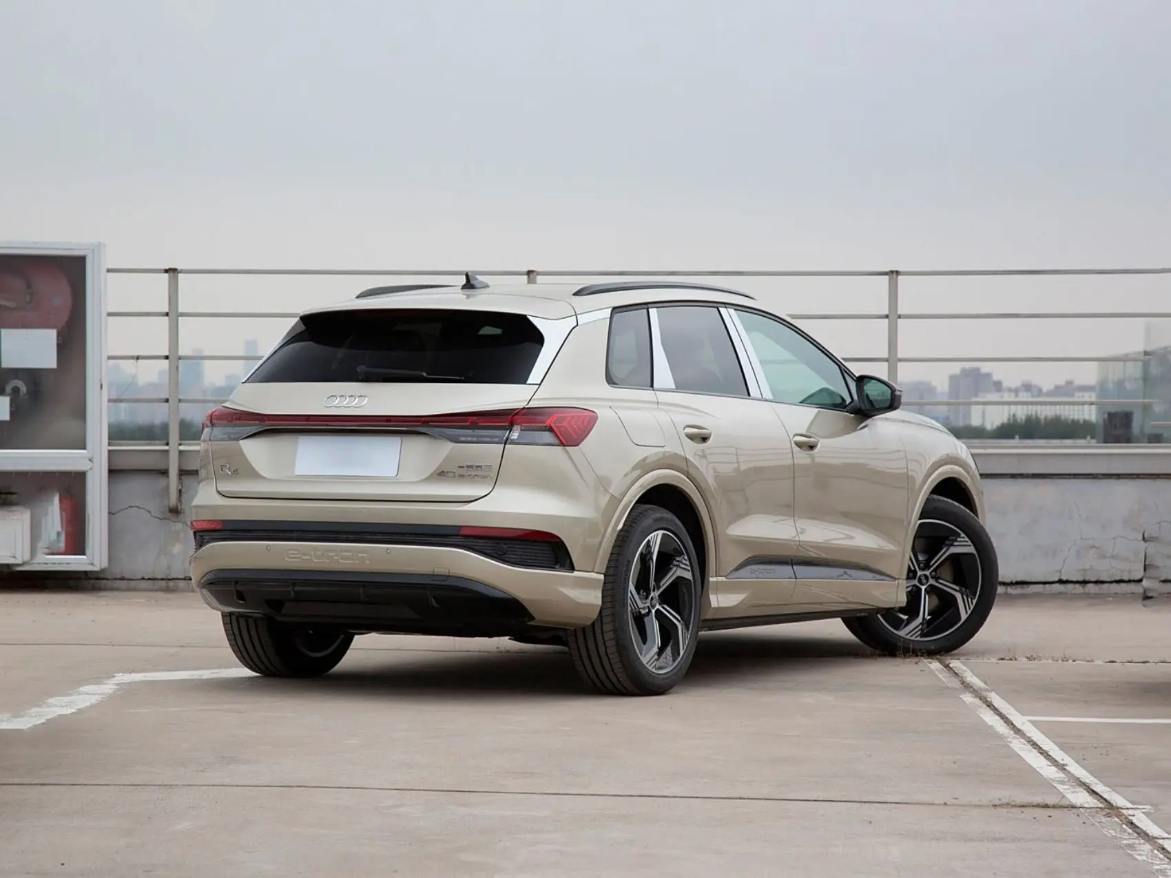 2024 Audi Q4 E-tron New Cars Electric Car Suv Used Cars Long Battery Powered High Speed Ev Vehicle